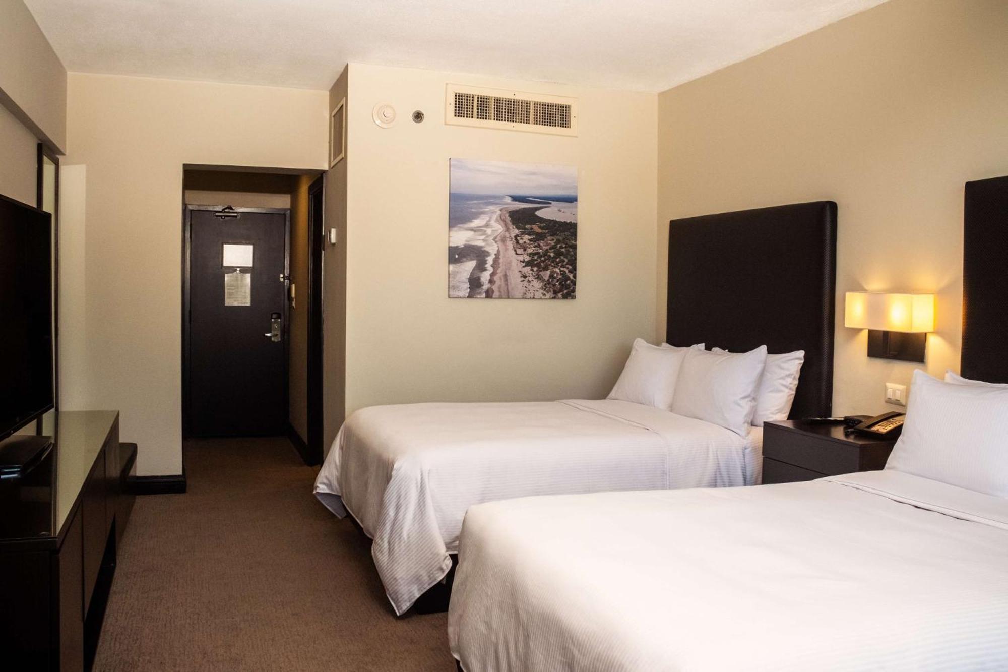 מלון Hilton סאן סלבדור מראה חיצוני תמונה